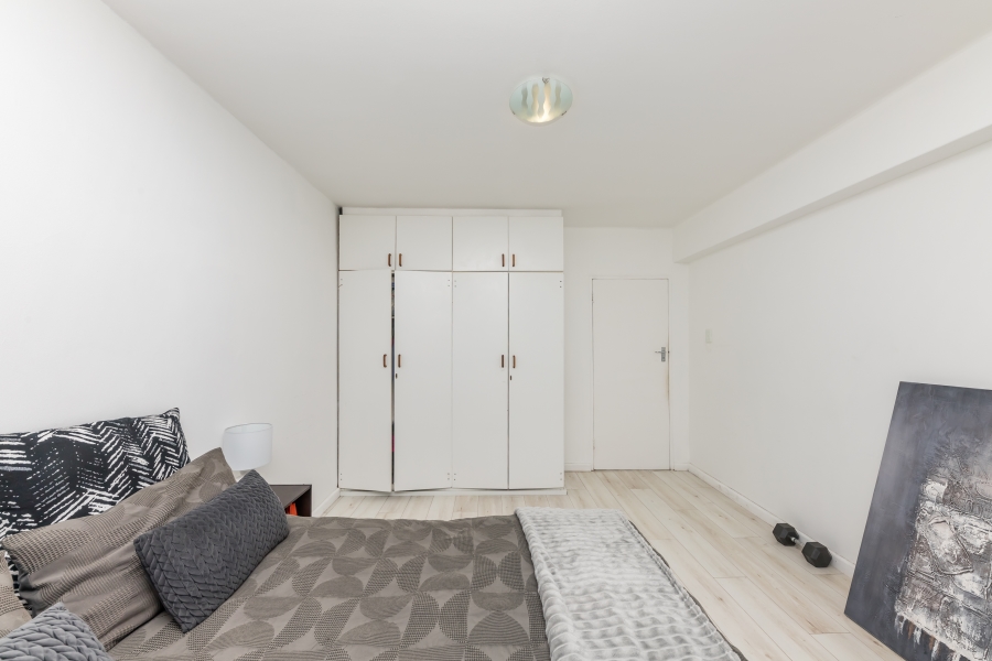 2 Bedroom Property for Sale in Woodstock Western Cape